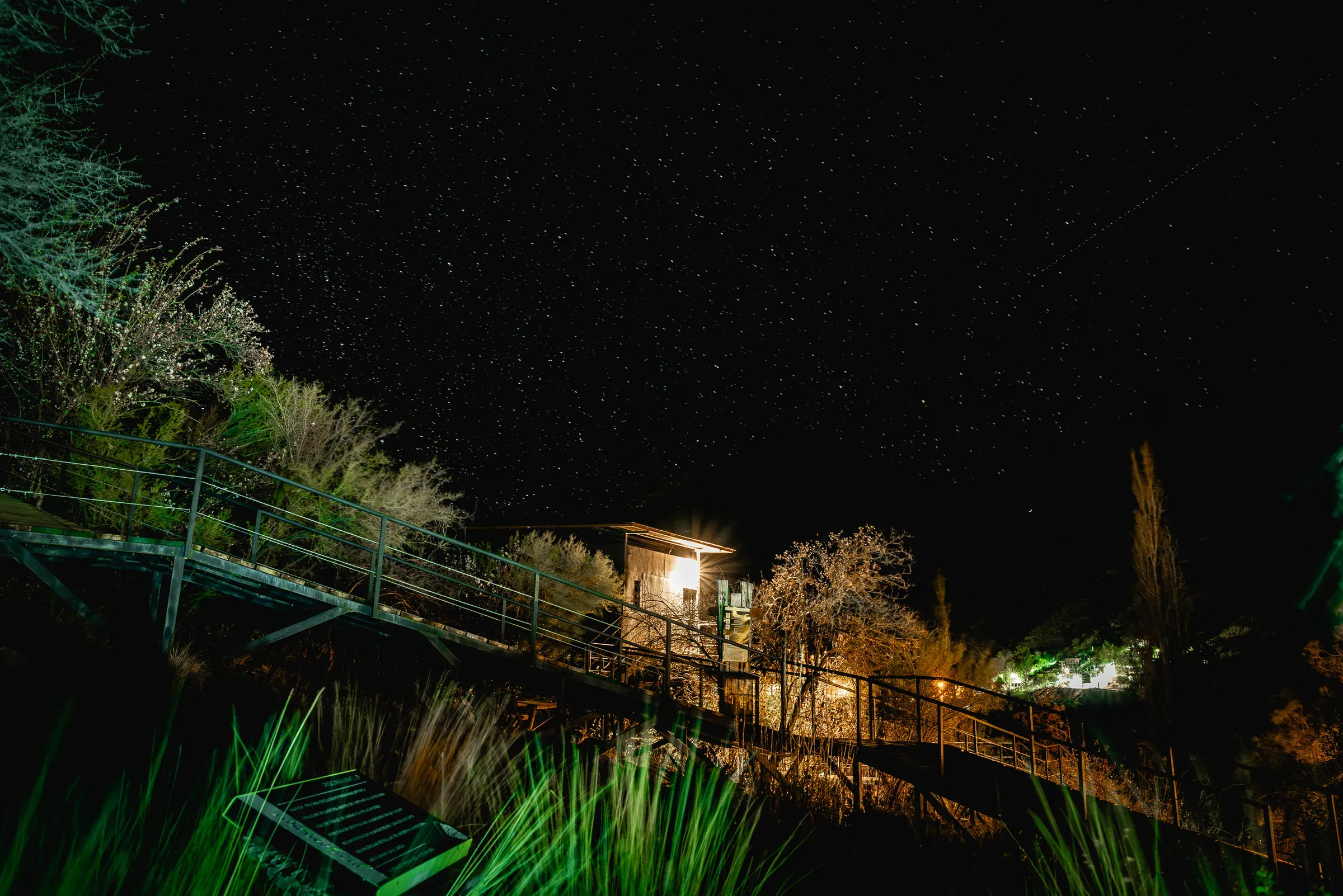 Cielo estrellado sobre el Valle del Elqui visto desde Vívelo Elqui